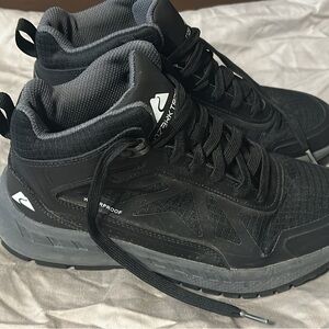 Ozark Trail Black and Gray Athletic Shoes